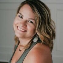 amanda-PROFILE PIC compressed